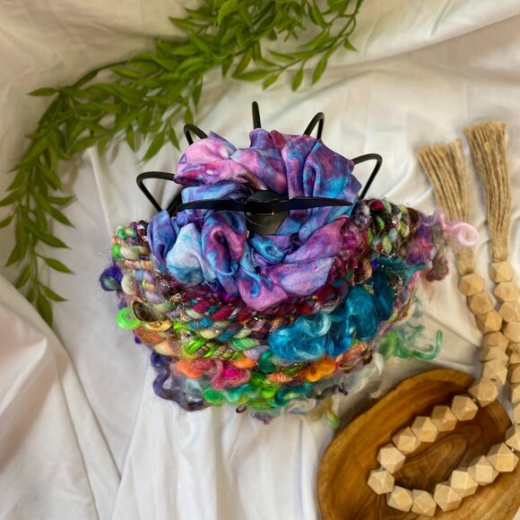 Handwoven Bat Cage Candle Display Decor - Picture 4 of 4